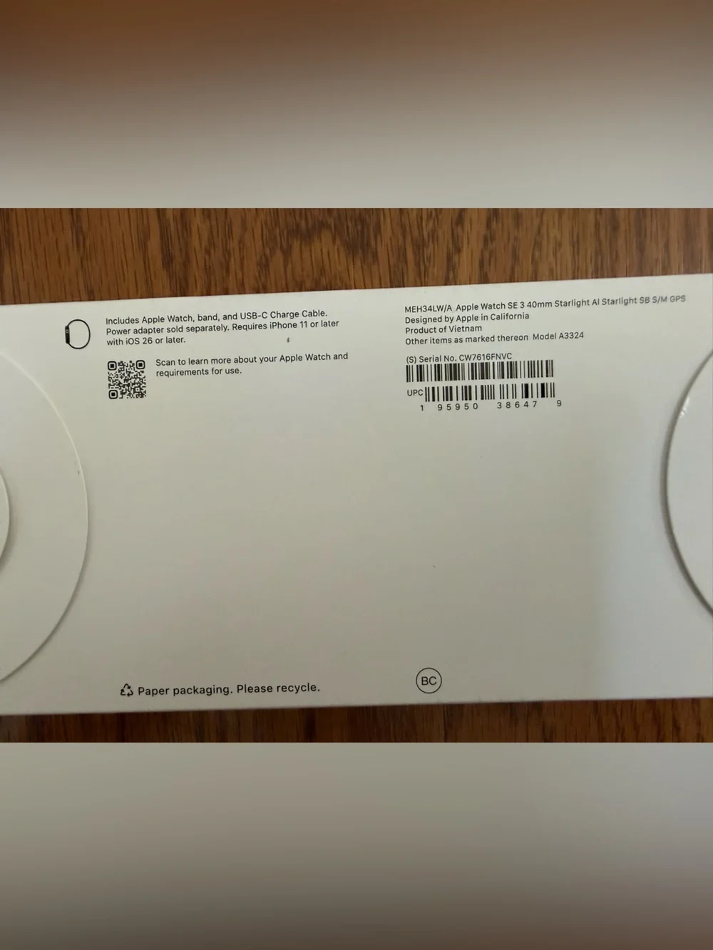 NWT Apple Watch SE 3rd Gen 40mm GPS Starlight Aluminum w/ Starlight Sport Band